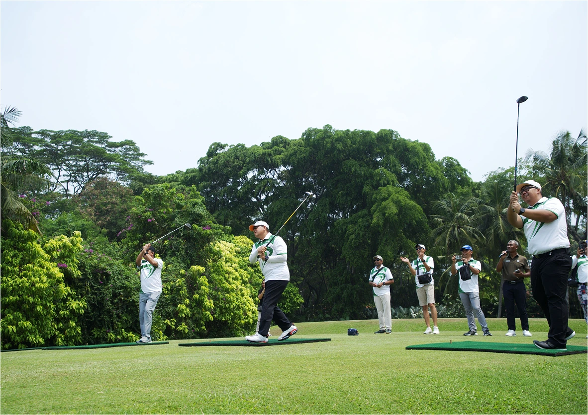 GOLF Bareng Pak H.Eko
